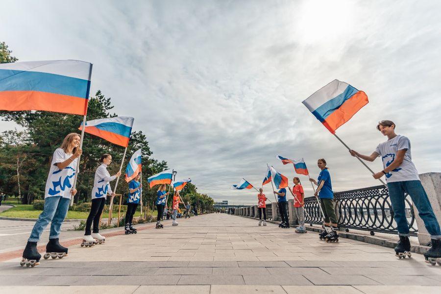 Фото В Новосибирске прошёл праздничный онлайн-марафон «Флаг России – гордость наша!» 2
